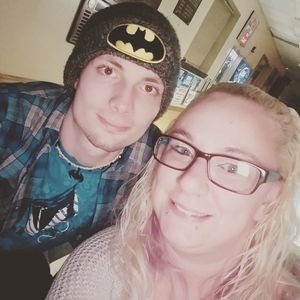 Meet your Posher, Dee